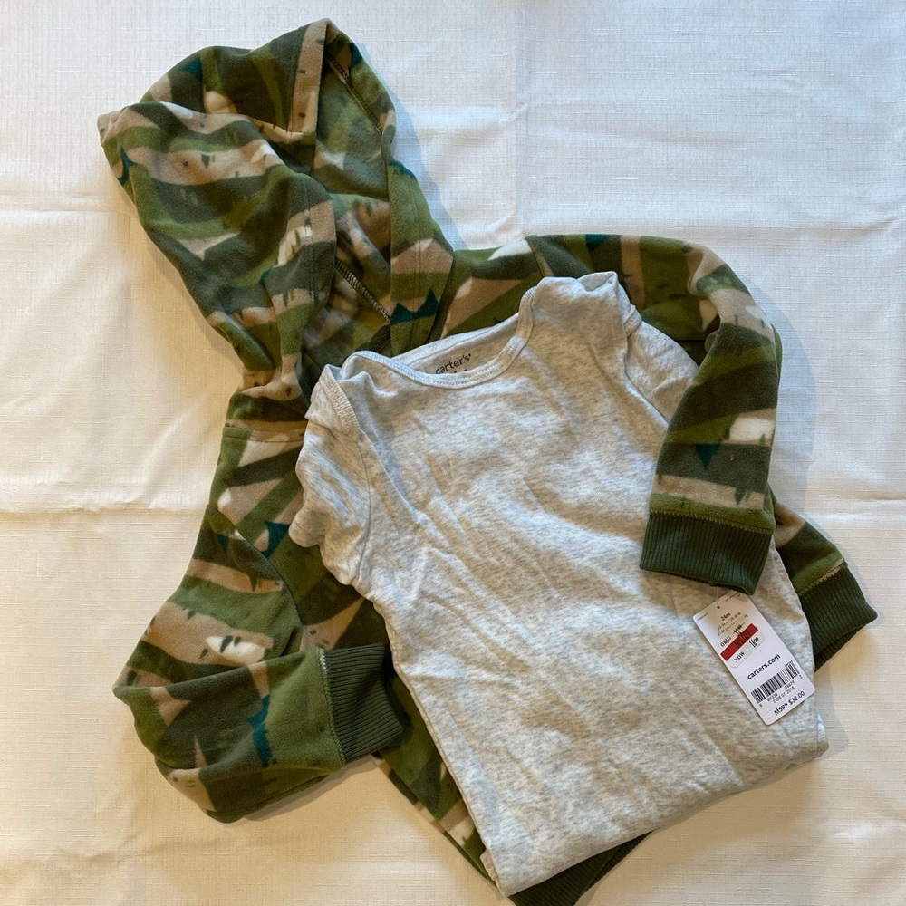 Carter’s two piece play set